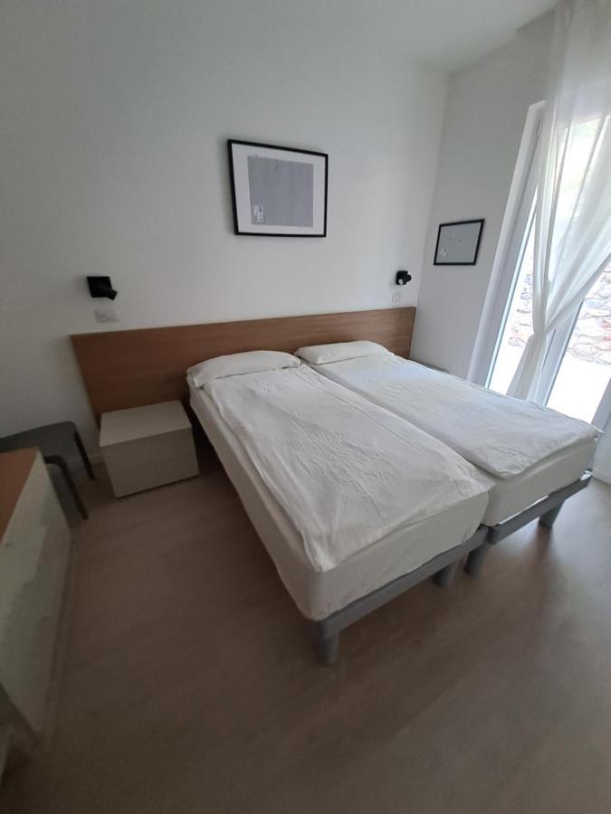Appartamenti Elisabeth Brenzone sul Garda Zewnętrze zdjęcie